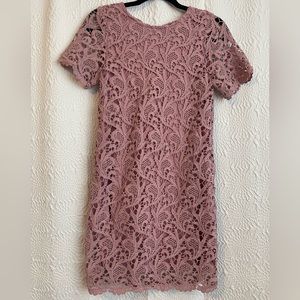 Women’s Small Mauve She and Sky brand lace, scalloped edge, fully lined dress.